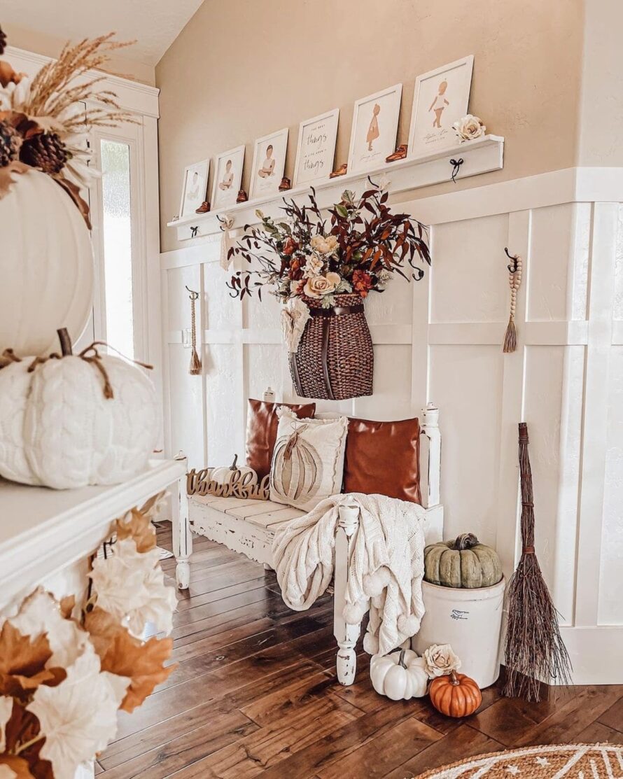 charming farmhouse fall decor ideas 10