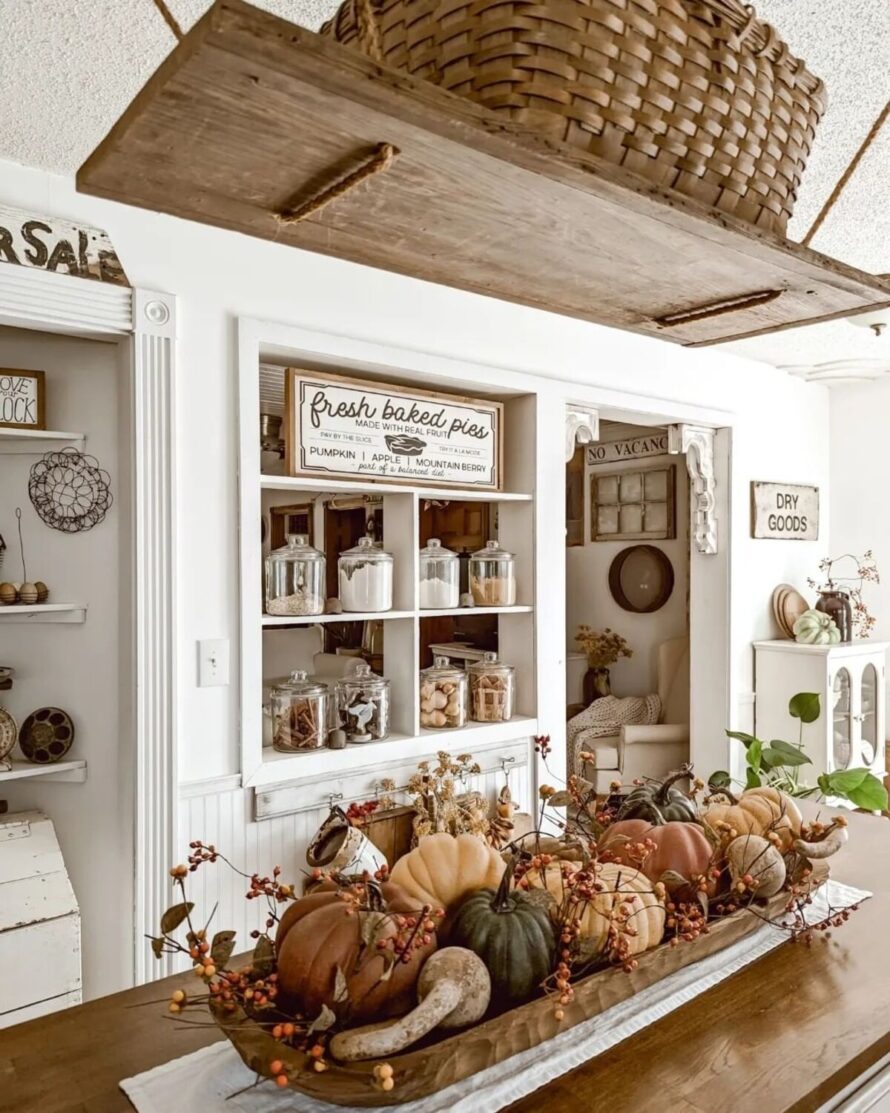 charming farmhouse fall decor ideas 11