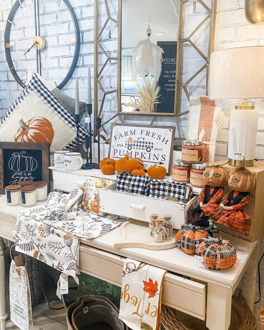 charming farmhouse fall decor ideas 14