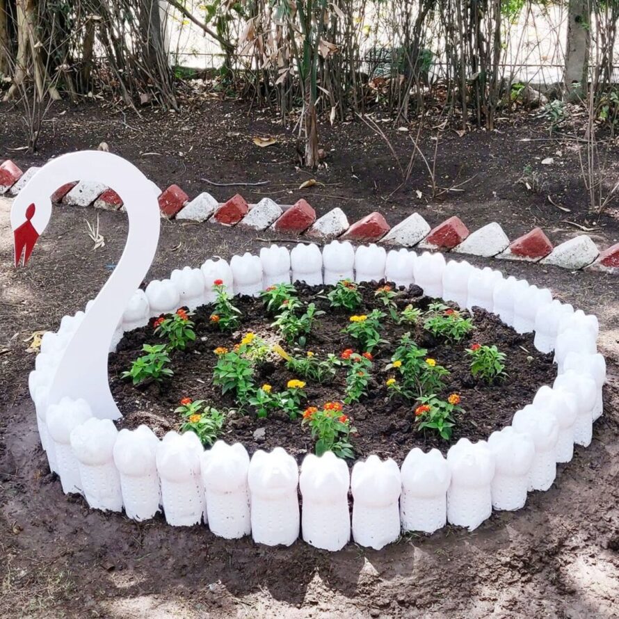 creative diy flower garden ideas 14