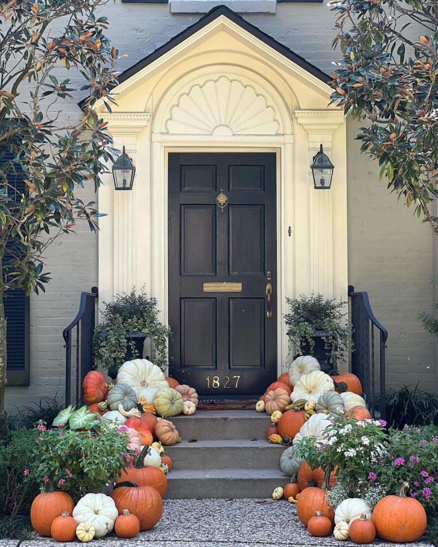 fall house exterior decorating idea 10