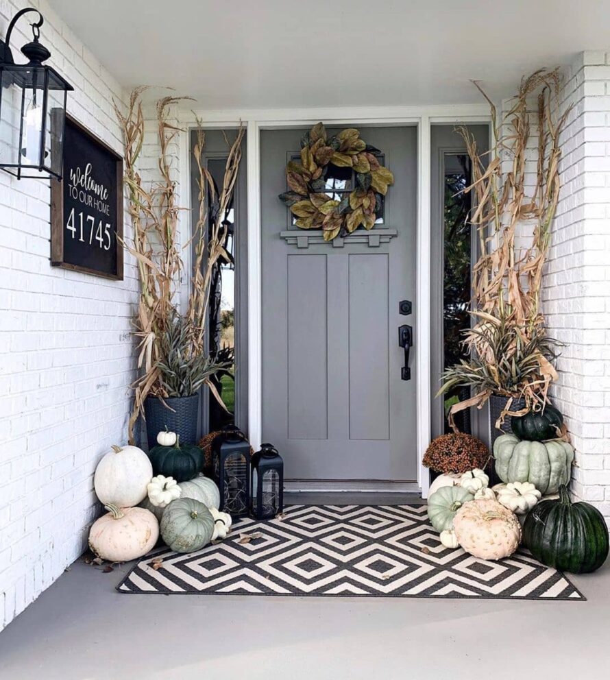 fall house exterior decorating idea 2