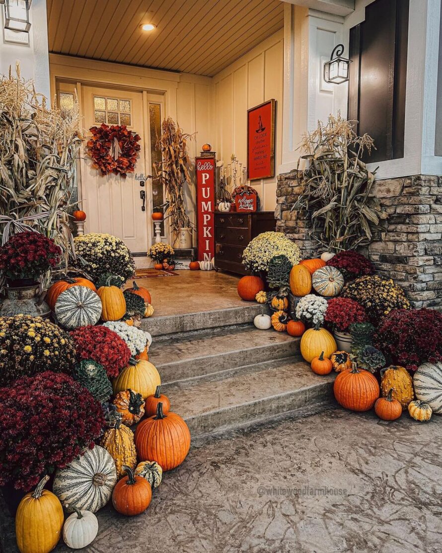 fall house exterior decorating idea 6