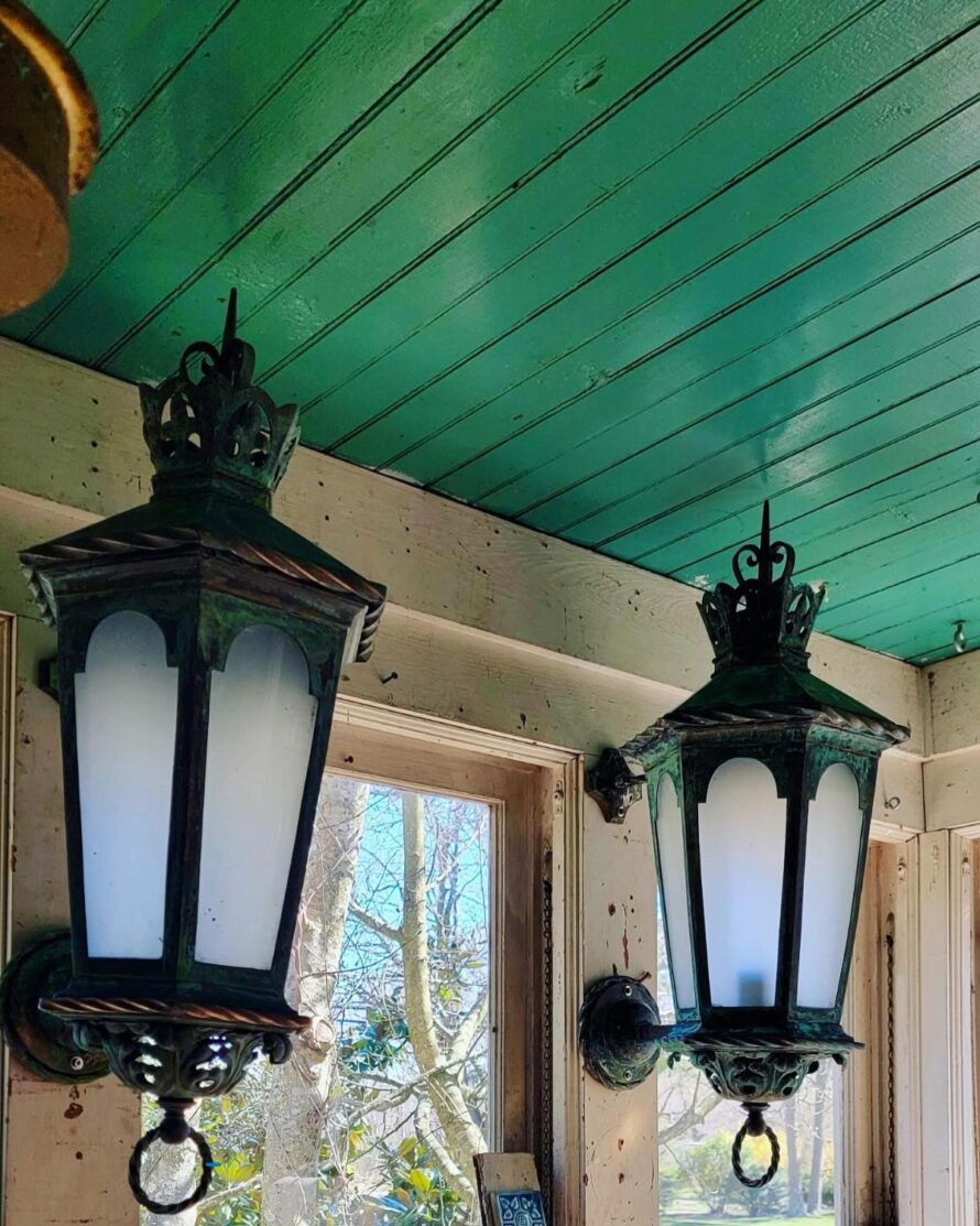 front porch lighting idea 02