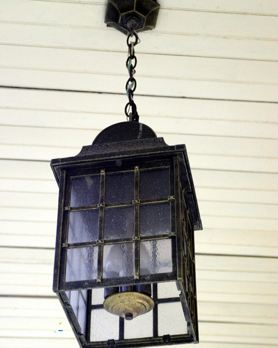 front porch lighting idea 04