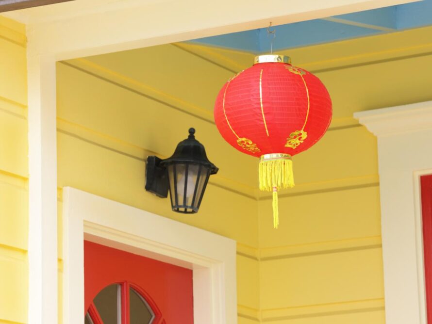 front porch lighting idea 10