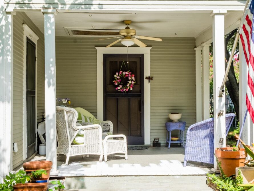 front porch lighting idea 20