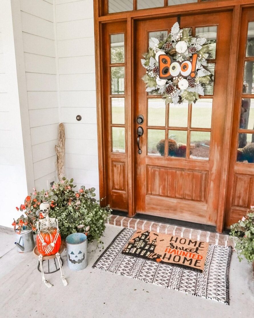 spooktacular halloween front porch ideas 7