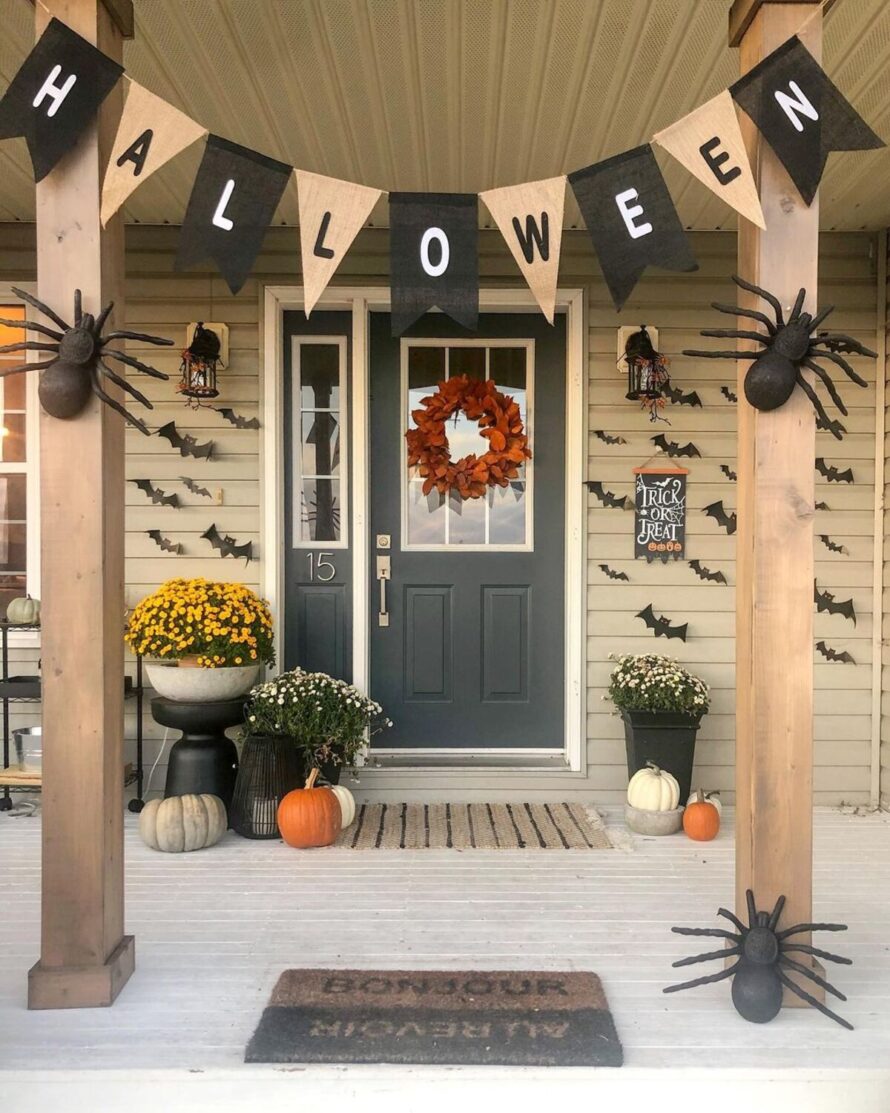 spooktacular halloween front porch ideas 8