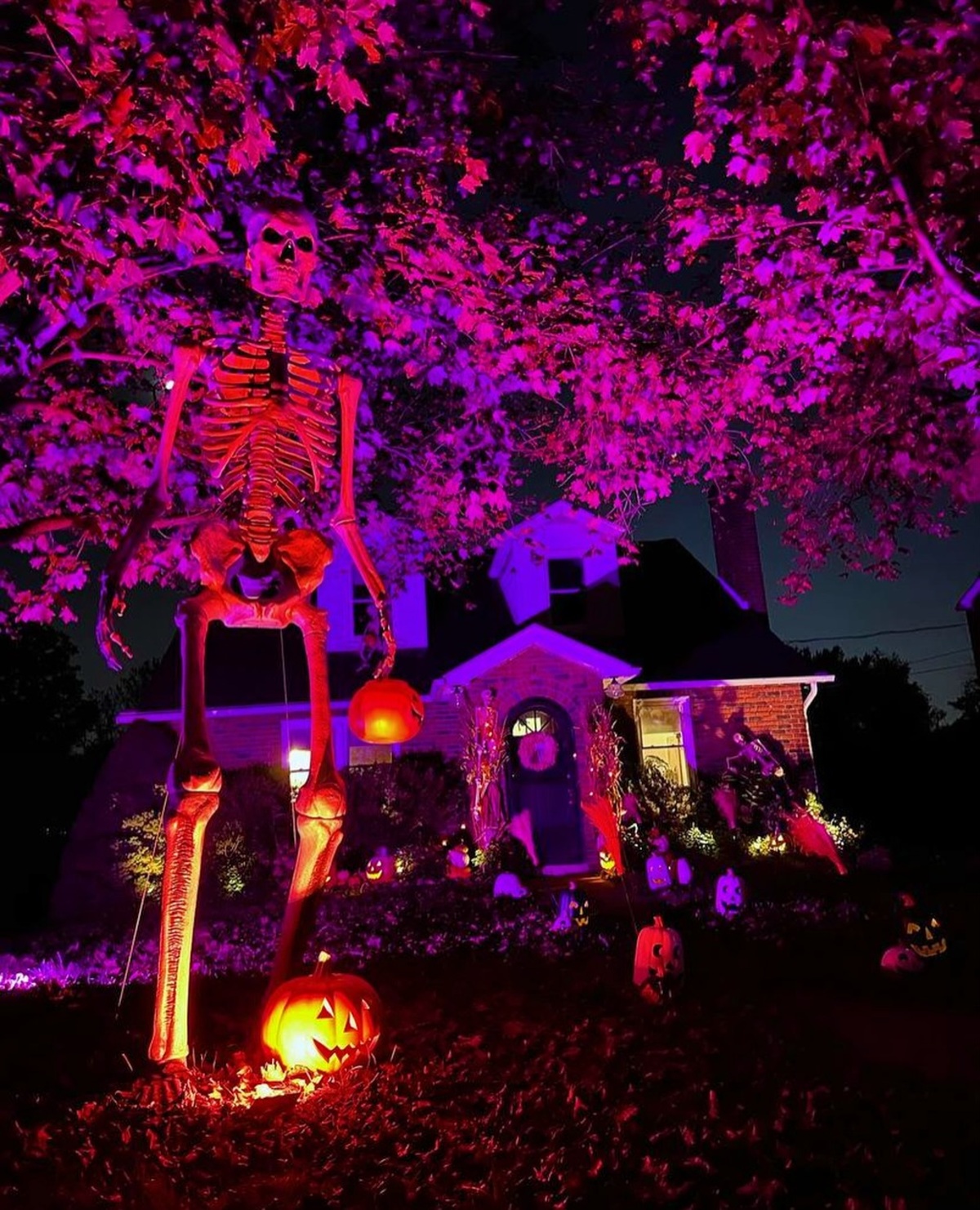 15 spooktacular halloween yard decorations 6