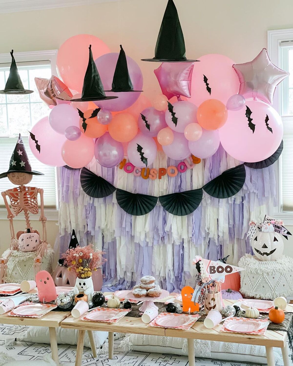 20 enchanting halloween table setting ideas 18