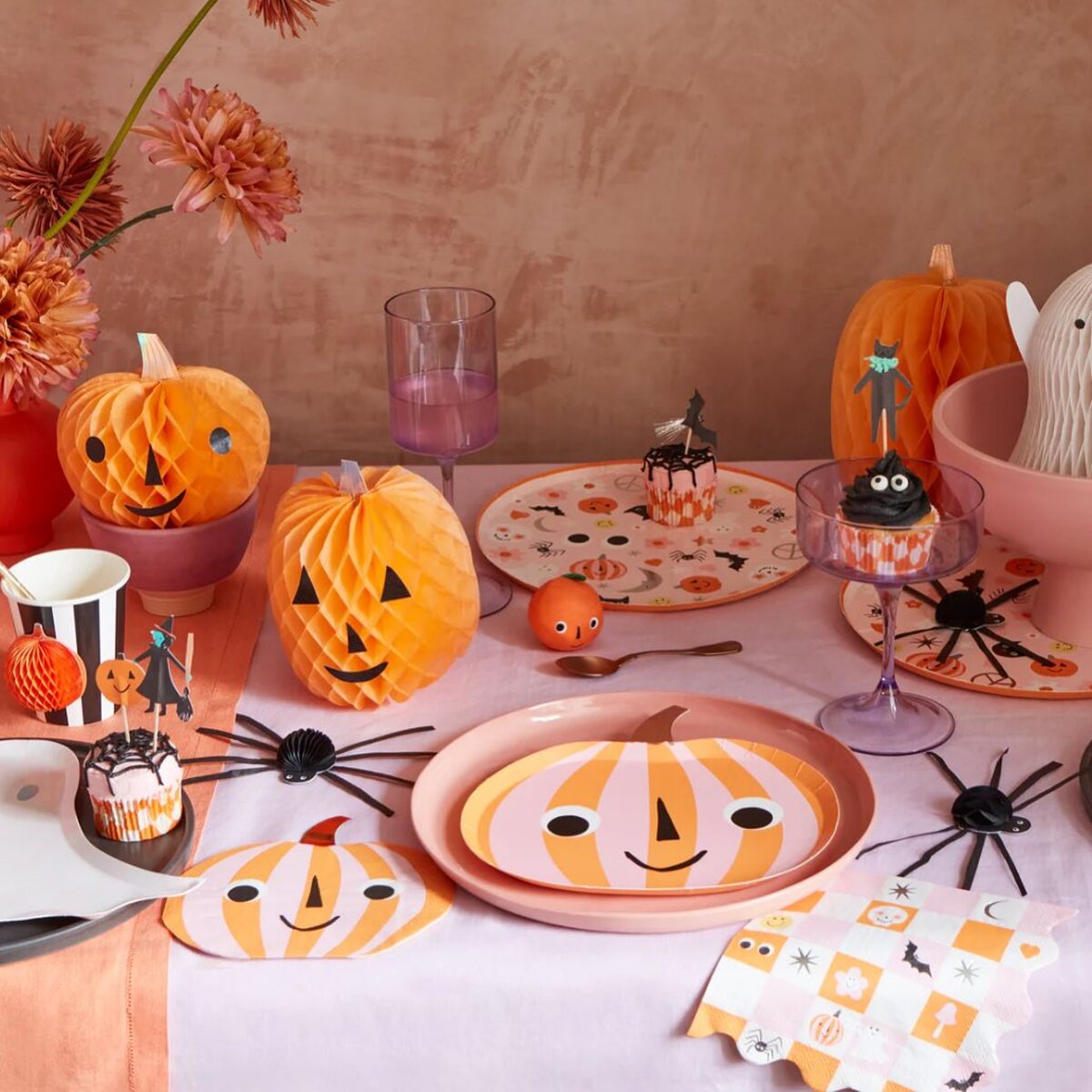 20 enchanting halloween table setting ideas 20