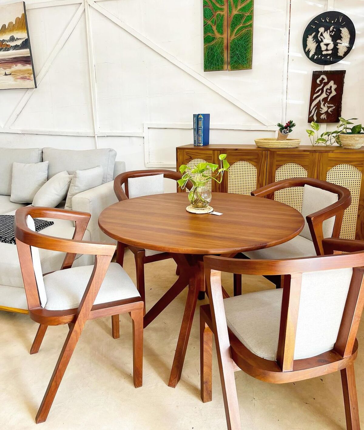 chic and space saving dining table ideas 1