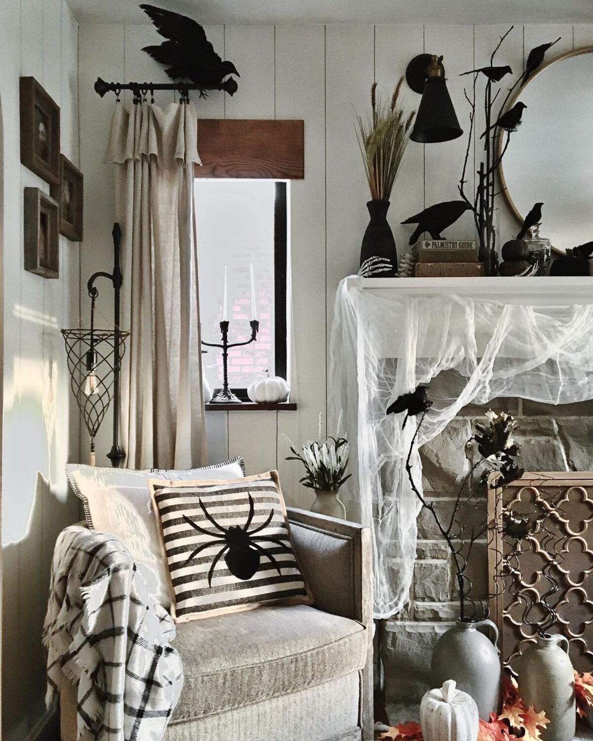 creative halloween decor ideas 12