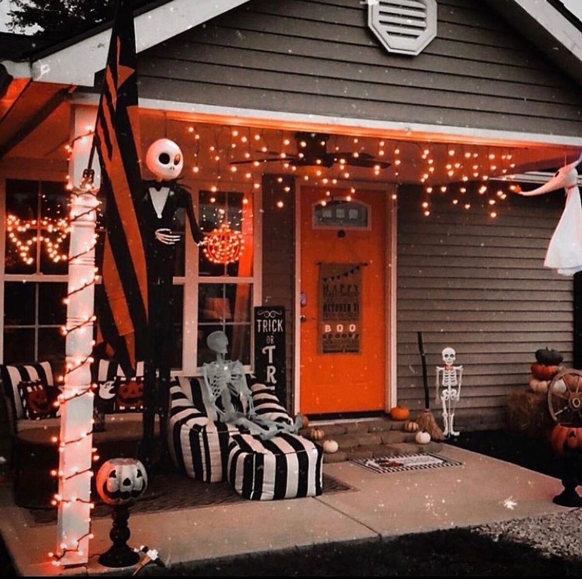 diy witch decorations for outdoor spookiness 4