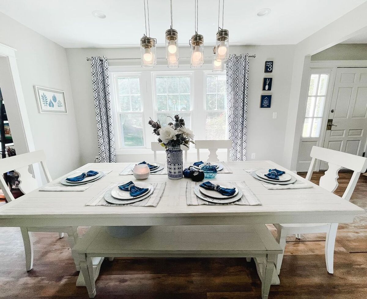 enchanting blue fall decor ideas 18