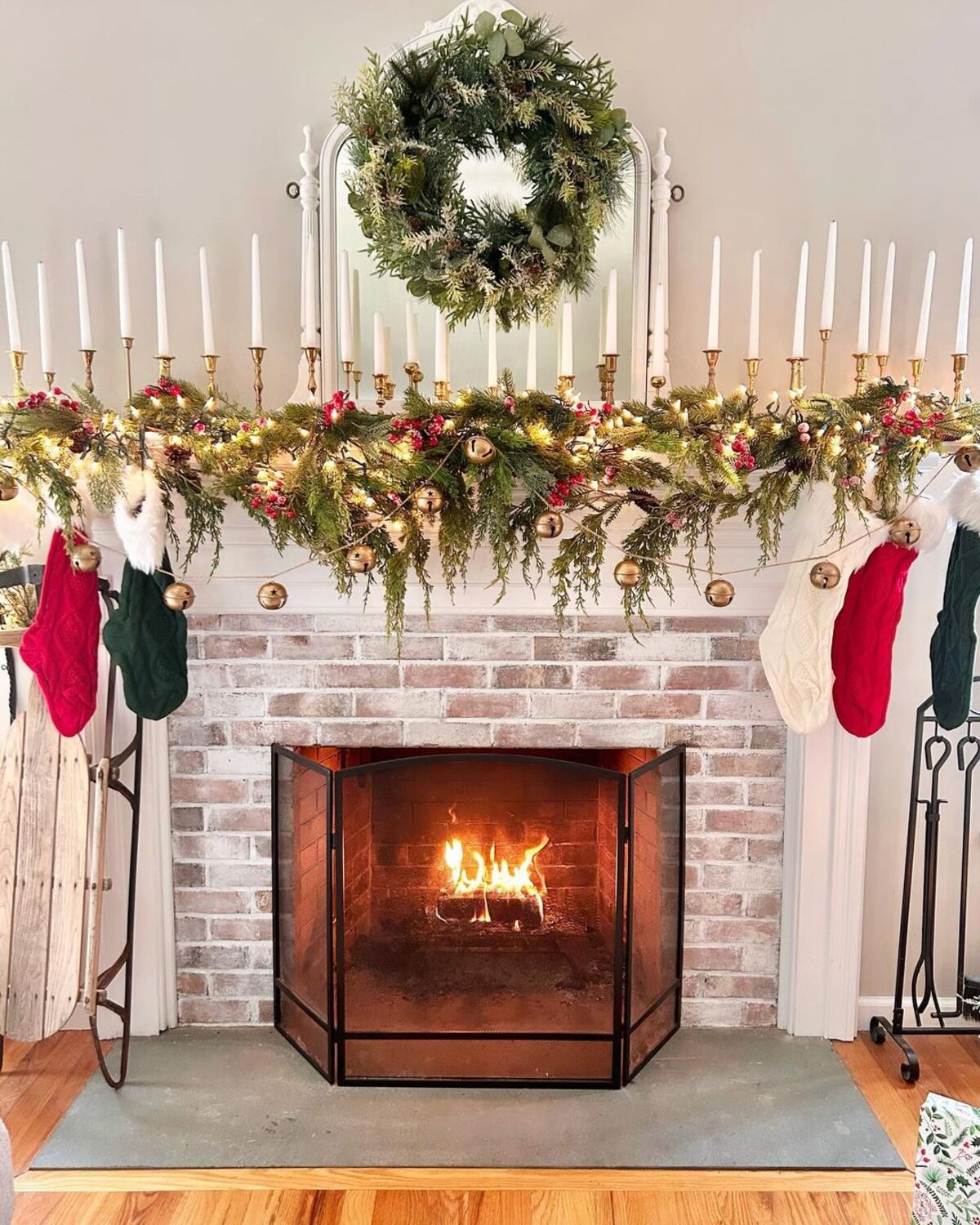 festive christmas mantel decor ideas 11