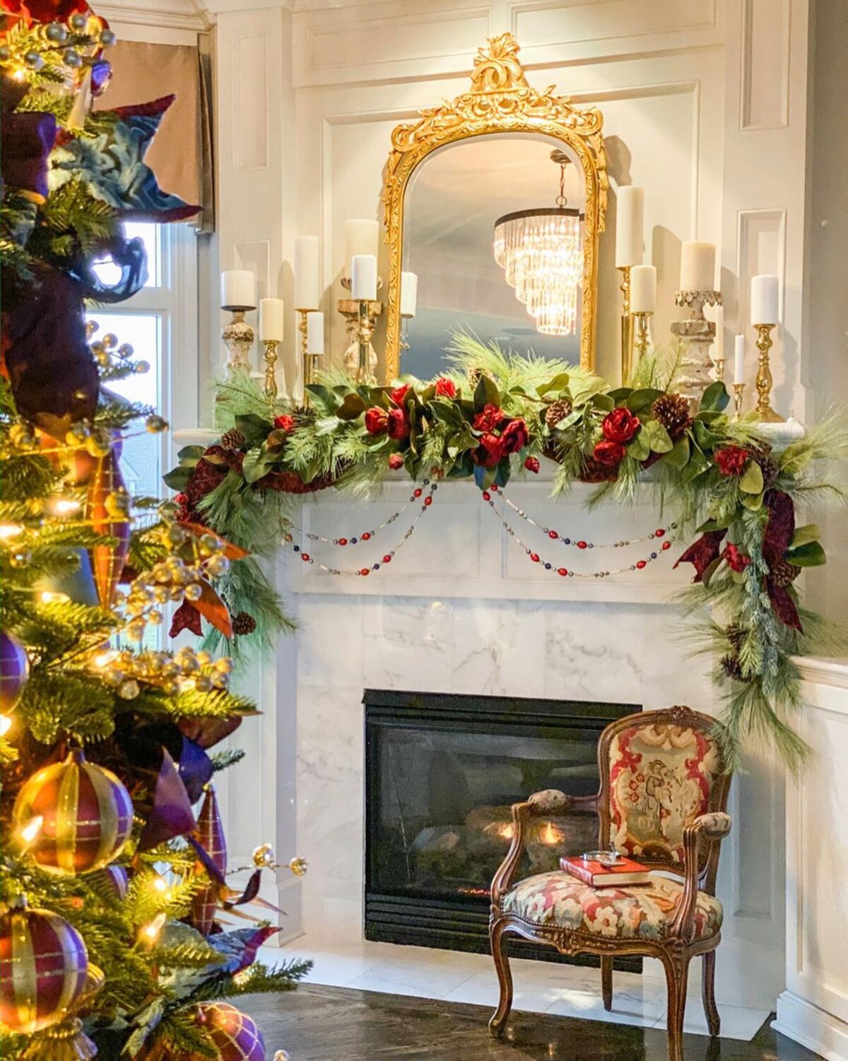 festive christmas mantel decor ideas 13