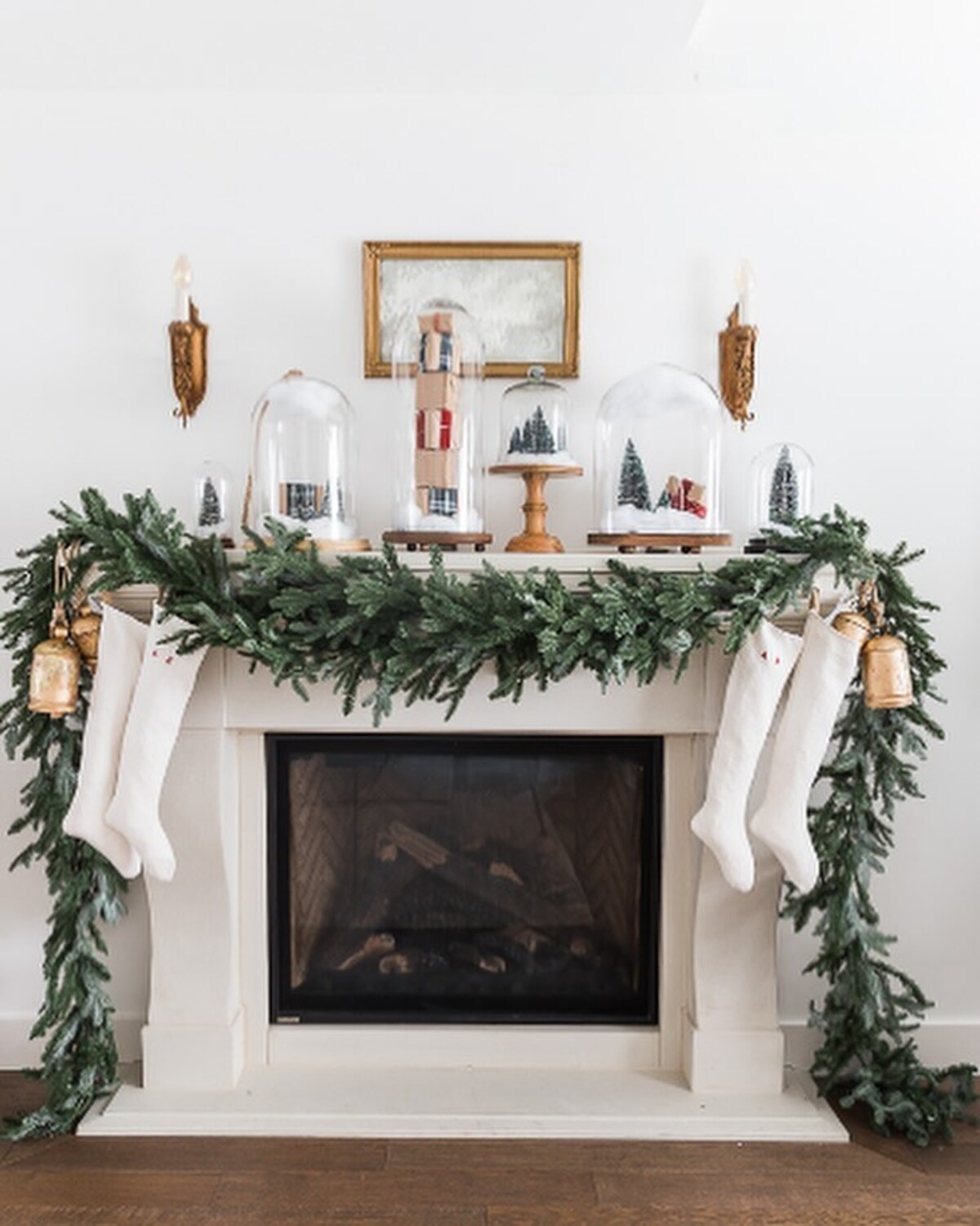 festive christmas mantel decor ideas 9