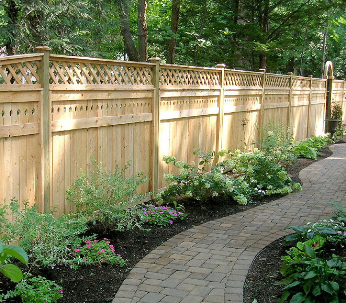 innovative fence edging ideas 15