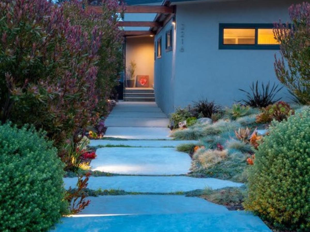 midcentury modern landscape ideas 03