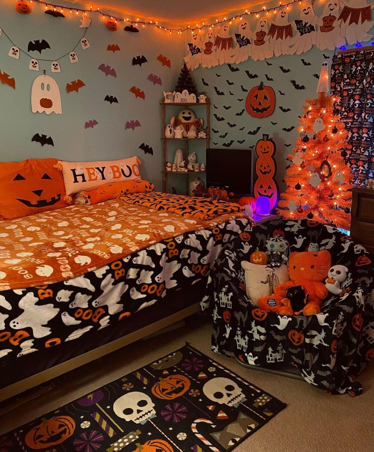 spooky halloween bedroom decor ideas 9