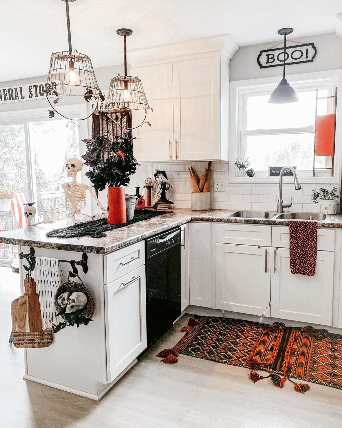 spooky halloween kitchen decor ideas 11