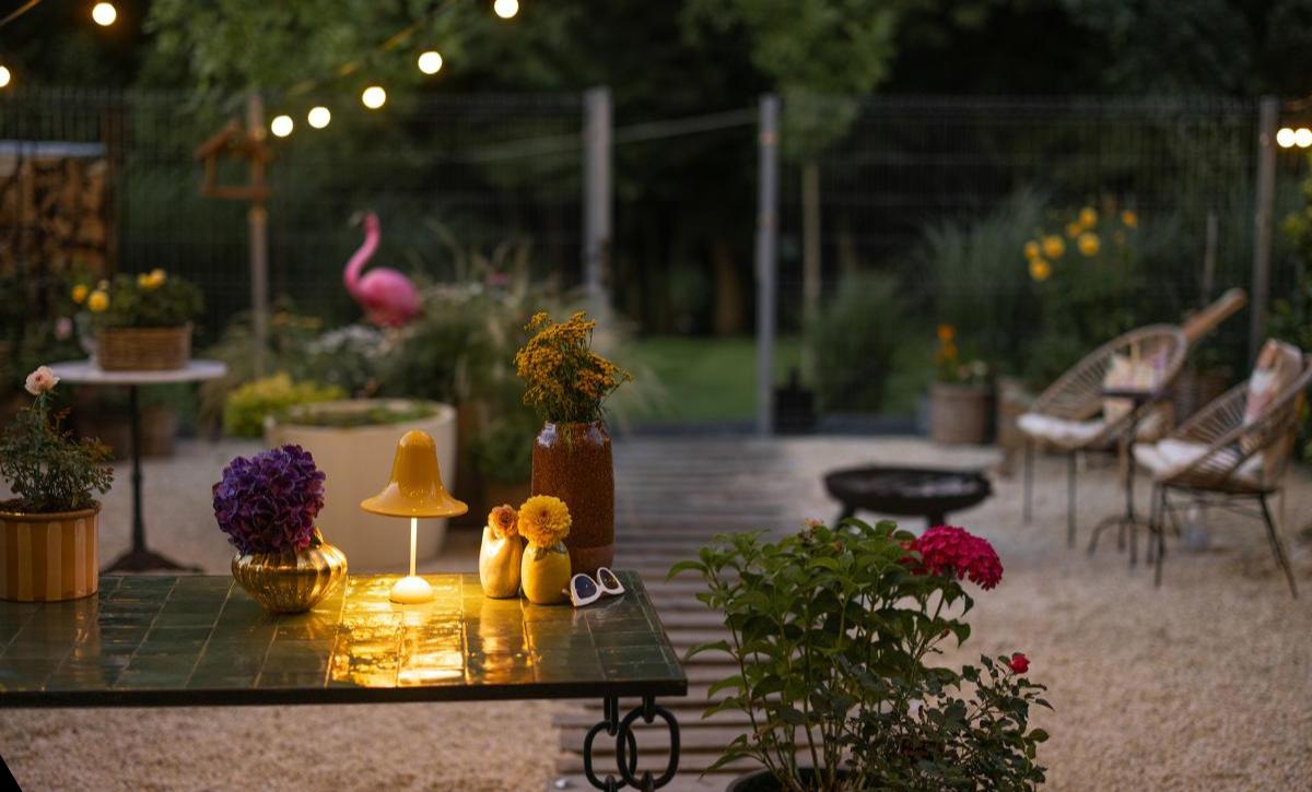 outdoor decor trends august