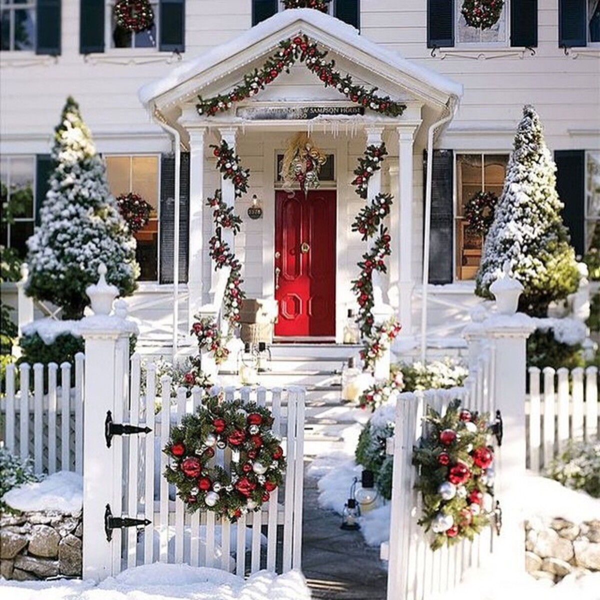 dazzling outdoor christmas decor ideas 21