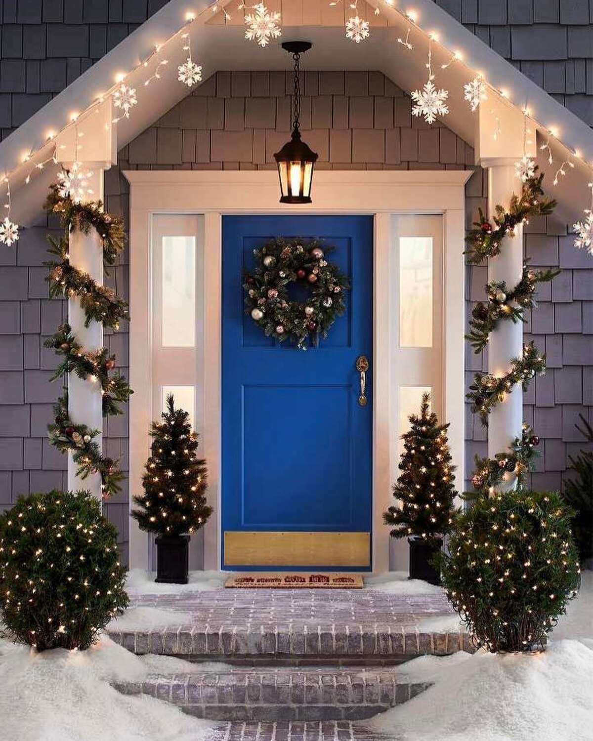 dazzling outdoor christmas decor ideas 4