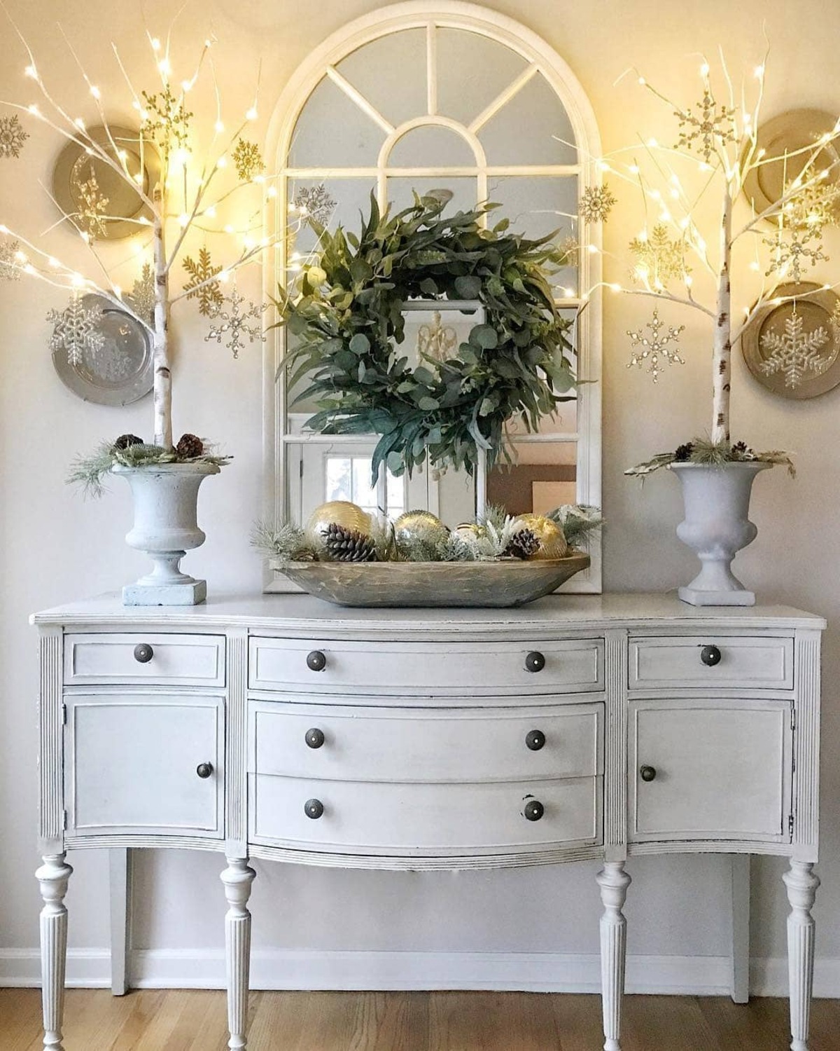 enchanting snowflake decor ideas 4