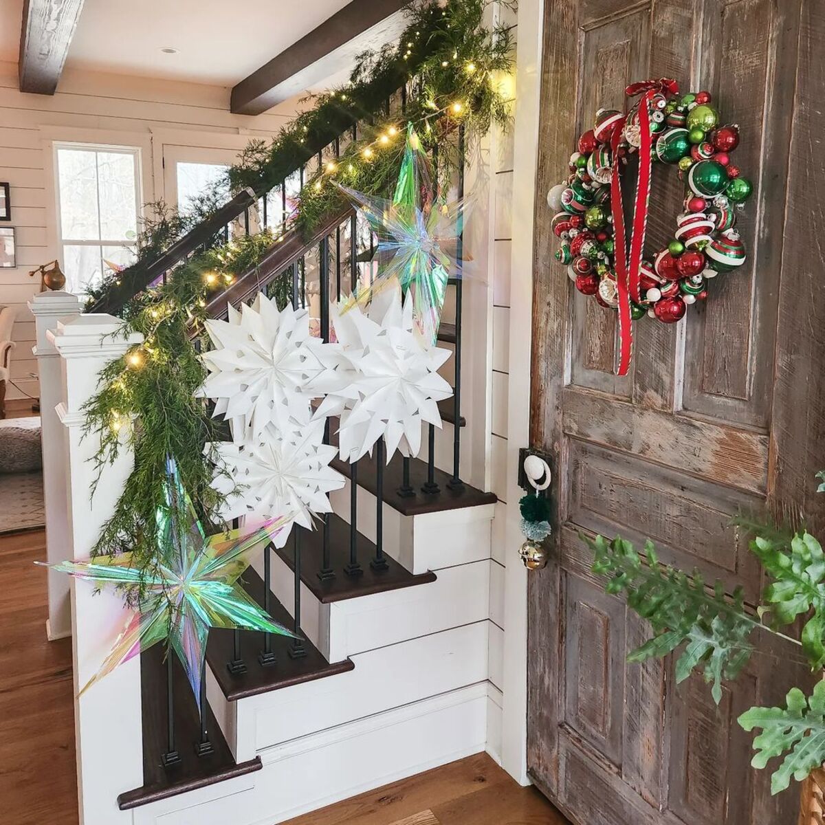 enchanting snowflake decor ideas 6