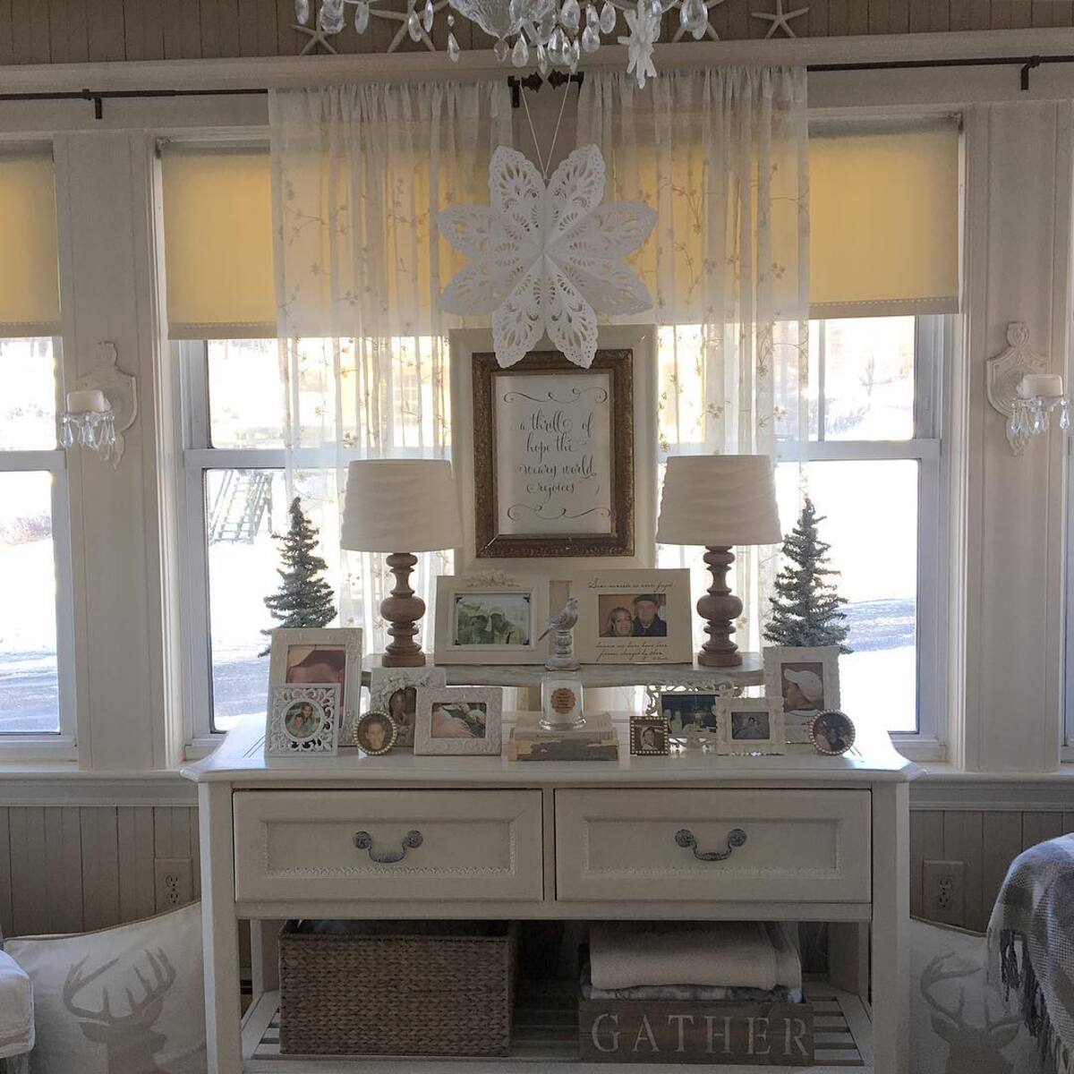 enchanting snowflake decor ideas 7