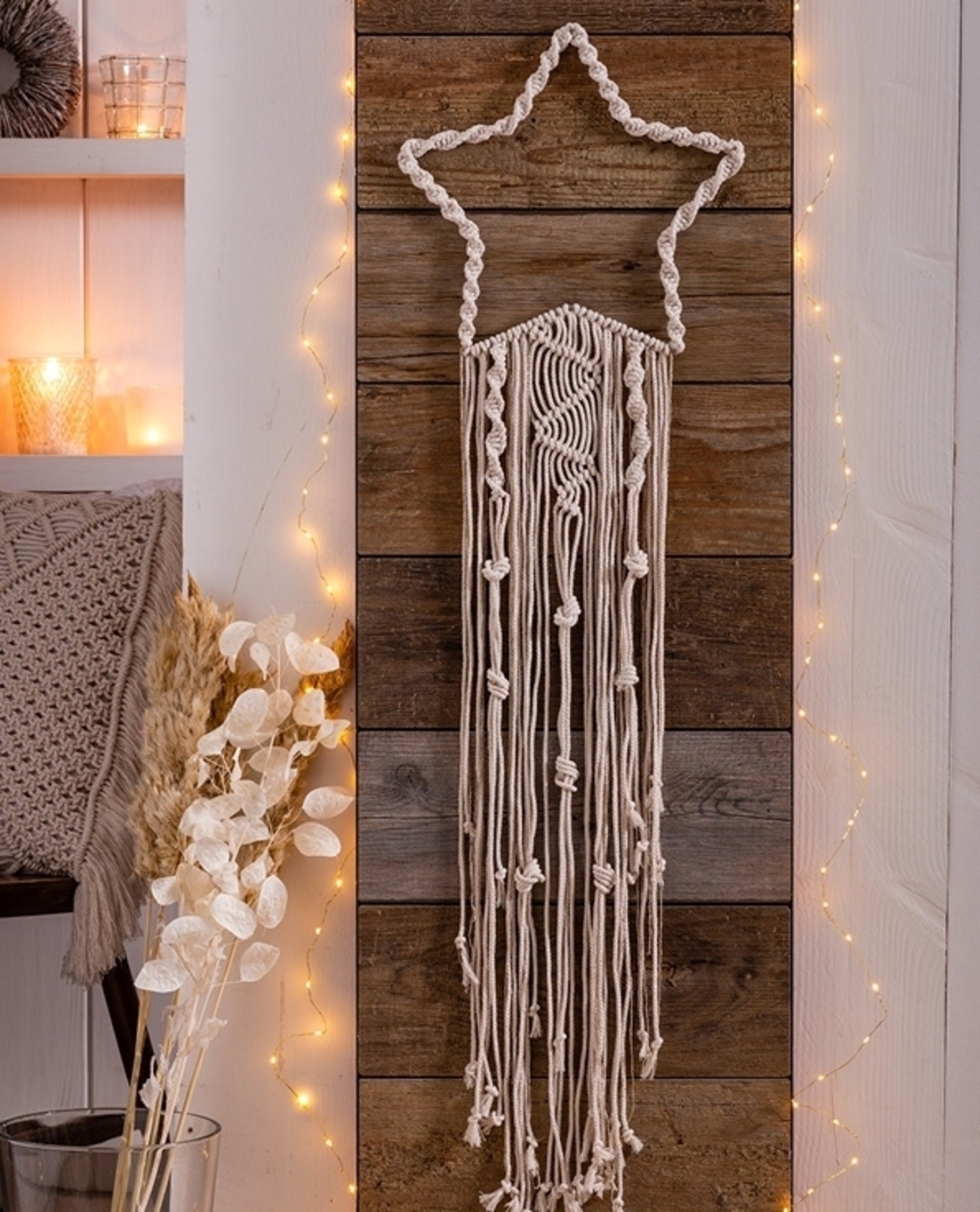 festive christmas wall decor ideas 9